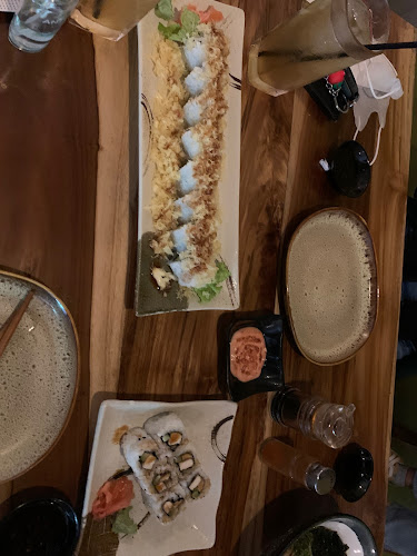 Tanoshi Izakaya Restaurant - Gastronomi dan perhotelan