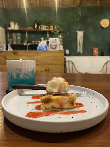 Jl. Cisokan No.2A, Cicadas, Kec. Cibeunying Kidul, Kota Bandung, Jawa Barat 40121