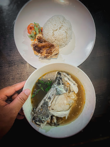 Opinii despre Warung Bambu Lulu Sop Kepala Ikan în Kota Denpasar - Gastronomi dan perhotelan