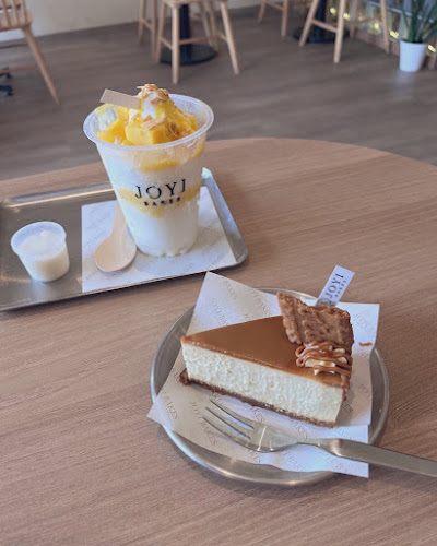 Joyi Bakes Cafe - Tiramisu Bingsoo Tea Dessert