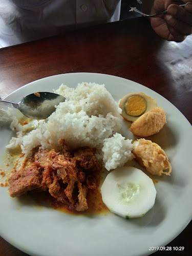 Kingdom Foodcourt & Coffee Toffee - Gastronomi dan perhotelan