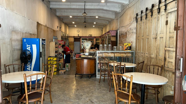 Djoen Bakery, Coffee & Resto sedjak 1935