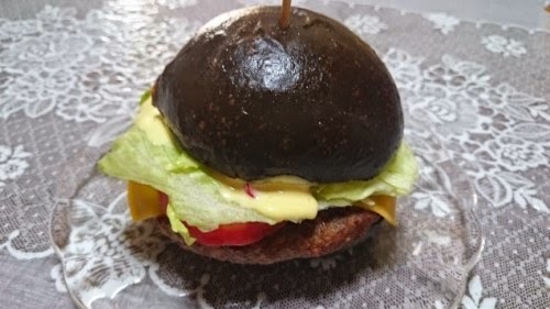 Opinii despre Mimom's Cook and Bake în Kota Depok - Gastronomi dan perhotelan