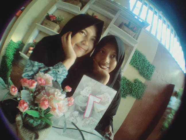 Pujasera Pusdikbekang, Jl. Gatot Subroto No.17, Karangmekar, Kec. Cimahi Tengah, Kota Cimahi, Jawa Barat 40523