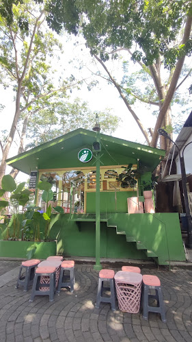 G Walk, Jl. Niaga Gapura, Lontar, Kec. Lakarsantri, Surabaya, Jawa Timur 60216