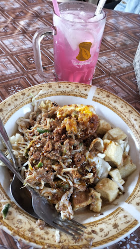 Tahu Gimbal Setahun Puspogiwang