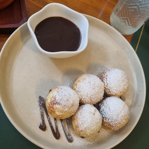 Jl. Braga No.58, Braga, Kec. Sumur Bandung, Kota Bandung, Jawa Barat 40111