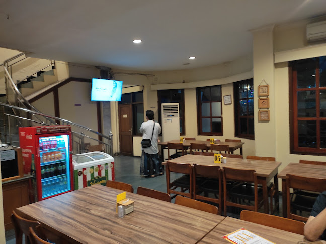 Comentarii opinii despre Ayam Goreng Ny. Suharti