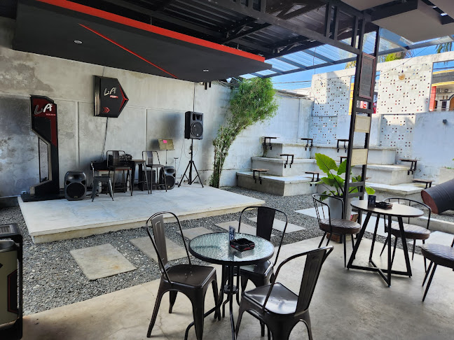 Tompotika, Kec. Wara, Kota Palopo, Sulawesi Selatan 91911