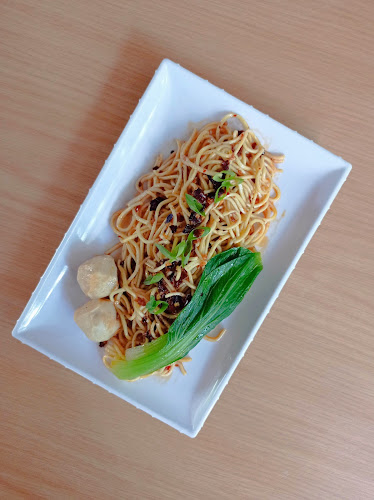 Opinii despre Mazaya Baso Goreng în Kota Madiun - Gastronomi dan perhotelan