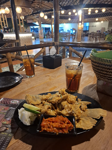 Jl. Sisingamangaraja, Panjunan, Kec. Lemahwungkuk, Kota Cirebon, Jawa Barat 45112