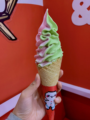 Opinii despre Oreumi Genteng Biru în Kota Denpasar - Gastronomi dan perhotelan