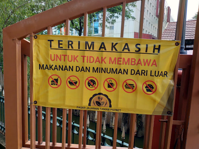 Pasar Jajanan Taman Potret - Gastronomi dan perhotelan