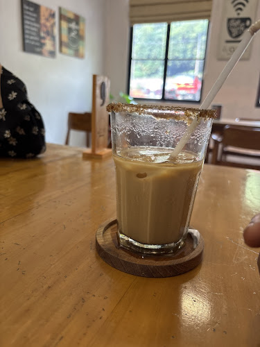 Opinii despre de'Clan Resto & Cafe Depok în Kota Depok - Gastronomi dan perhotelan