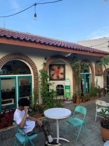 Jl. Purwakarta No.192, Antapani Kidul, Kec. Antapani, Kota Bandung, Jawa Barat 40291