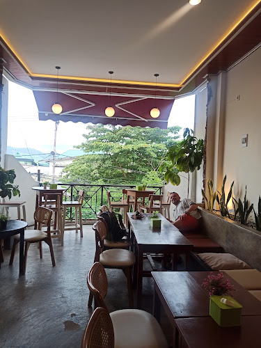 Moluccas Coffee & Eatery Ternate - Gastronomi dan perhotelan