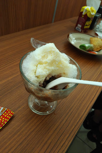 Hari-Hari Minimarket Cake & Bakery - Gastronomi dan perhotelan