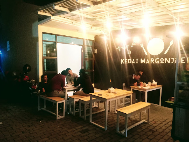 Comentarii opinii despre Kedai Margonjreng Food & Coffee
