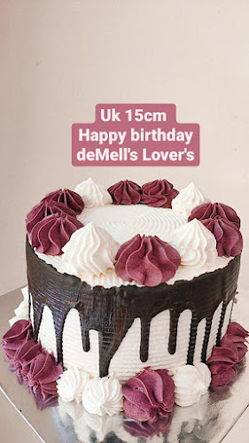 Opinii despre deMell's Bakery Nginden în Surabaya - Gastronomi dan perhotelan