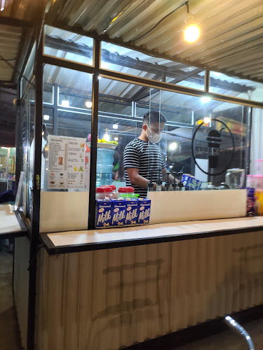 Opinii despre Edelweiss Milkshake în Kota Solok - Gastronomi dan perhotelan