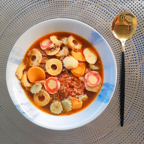 Opinii despre Seblak Pesona în Kota Lubuklinggau - Gastronomi dan perhotelan