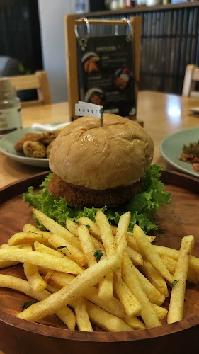 Sauce Tree Sanur: Plant Based Cafe