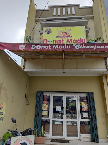 Jl. Raya Sawangan No.38, Rangkapan Jaya, Kec. Pancoran Mas, Kota Depok, Jawa Barat 16435