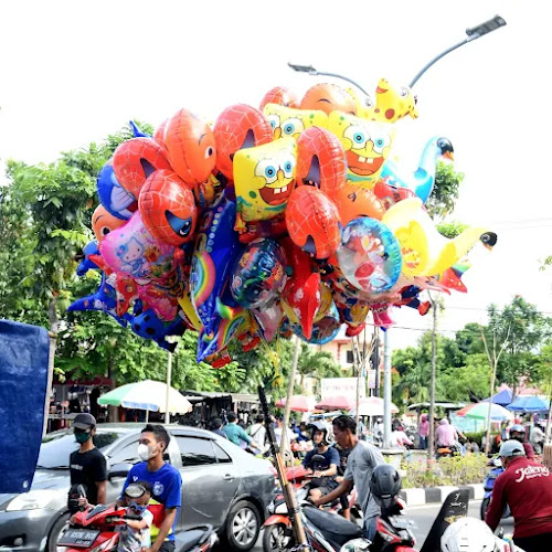 Comentarii opinii despre Pasar minggu pagi semarang