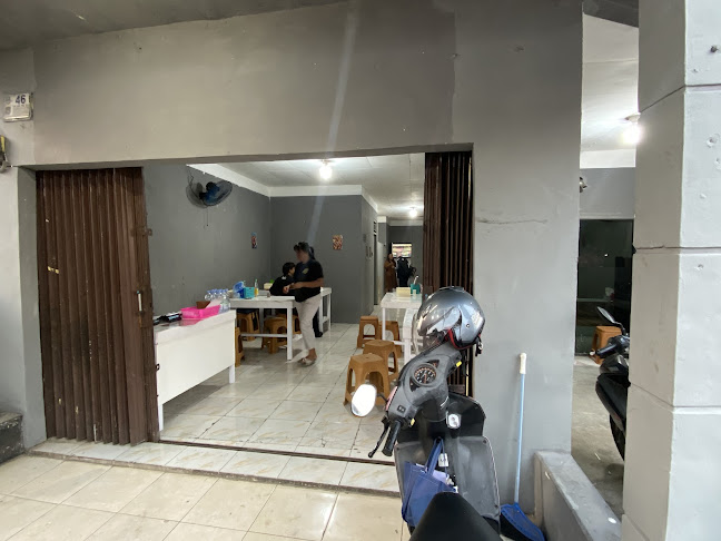 Seafood Ngacir 2 - Gastronomi dan perhotelan