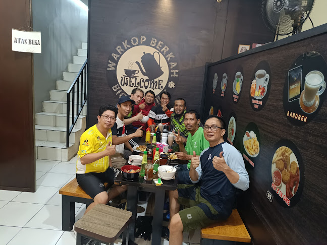 Warkop Bigs Family - Gastronomi dan perhotelan