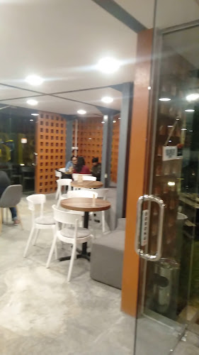 Loko Cafe - Semarang Tawang - Gastronomi dan perhotelan