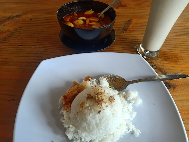 Saung Luwe Resto - Gastronomi dan perhotelan