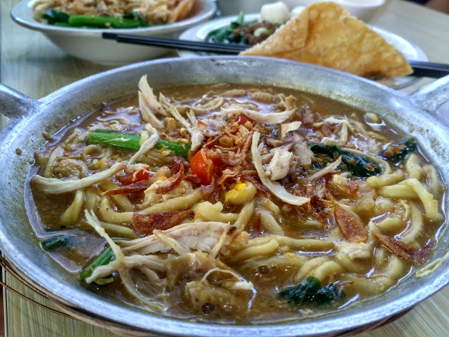 Dewi - Eat & Relax - Gastronomi dan perhotelan