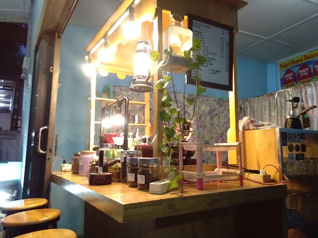 Tetap Ngopi - Gastronomi dan perhotelan