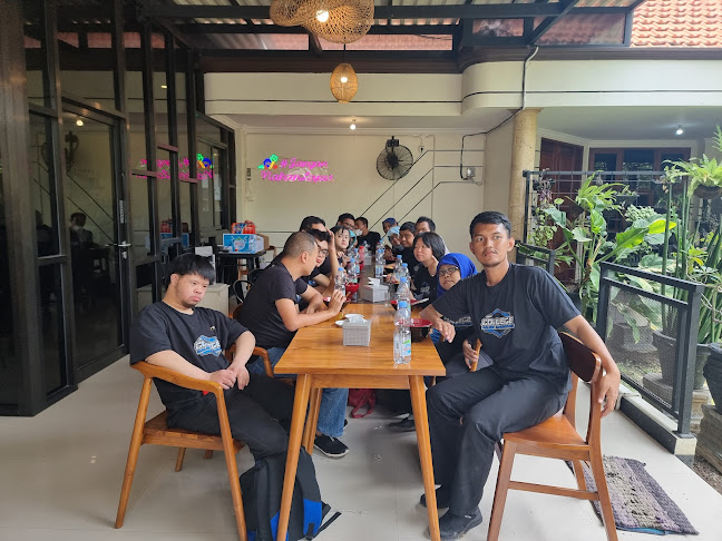 Comentarii opinii despre Rindu Kopi Senja - Nginden Semolo