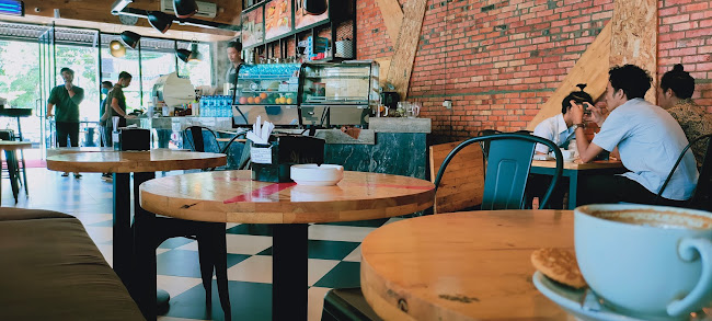 Dhapu Ava Koffie Sudirman