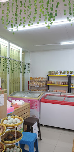 ruko paling ujunh, Jalan Trikora, Ruko Pintu Dekat Mesjid Agung Trikora No.11-12, Kota Banjar Baru, Kalimantan Selatan 70714