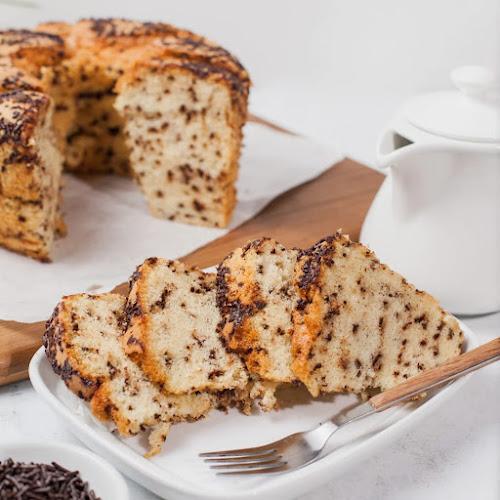 Jl. Tukad Pakerisan No.104, Dauh Puri Klod, Denpasar Selatan, Kota Denpasar, Bali 80225