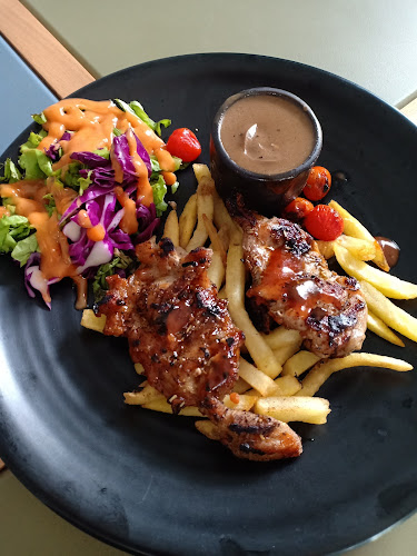 Jl. DR. Kumpulan Pane, Durian, Kec. Bajenis, Kota Tebing Tinggi, Sumatera Utara 12740