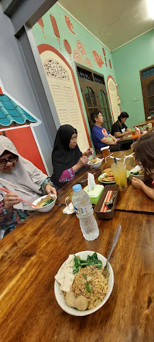 Jl. Jenggolo No.7a, Kemirirejo, Kec. Magelang Tengah, Kota Magelang, Jawa Tengah 56122