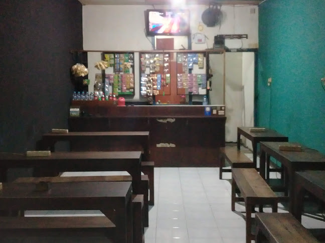 Opinii despre WARKOP UNDERCOVER în Surabaya - Gastronomi dan perhotelan