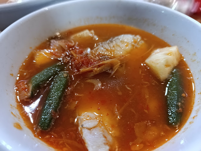 Comentarii opinii despre Warung Bambu Lulu Sop Kepala Ikan