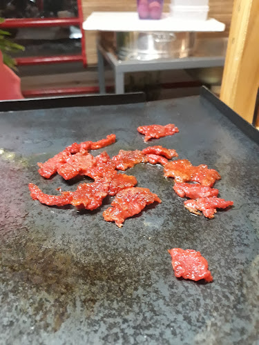 Delish_tue Dimsum, kebab & burger - Gastronomi dan perhotelan