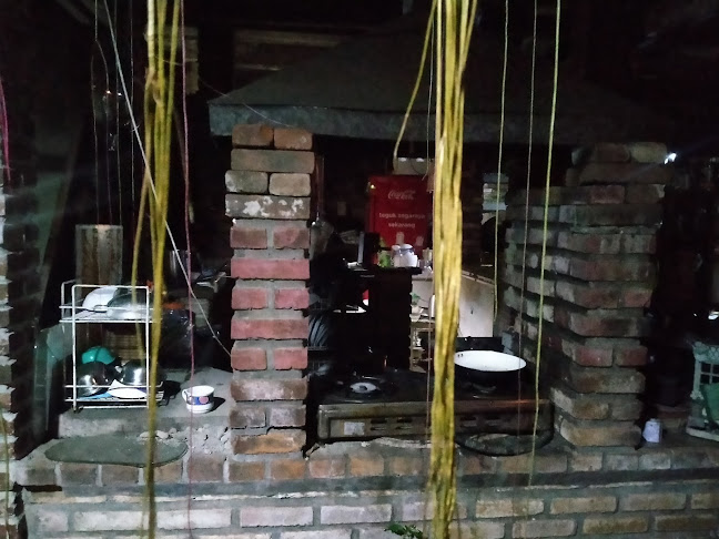 Trotoart Cafe & Street Kichen Cisitu