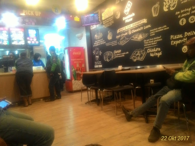 Opinii despre Domino's Pizza în Kota Depok - Gastronomi dan perhotelan