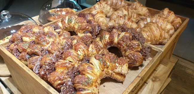 Jl. Uskup Agung No.15, Madras Hulu, Kec. Medan Polonia, Kota Medan, Sumatera Utara 20151