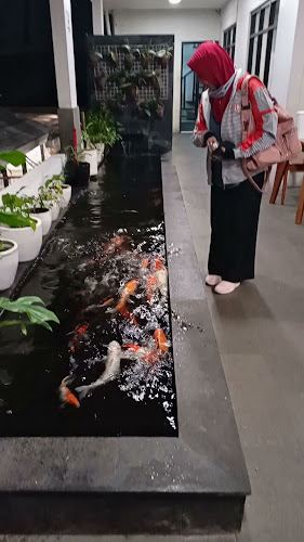 Comentarii opinii despre de'Clan Resto & Cafe Depok