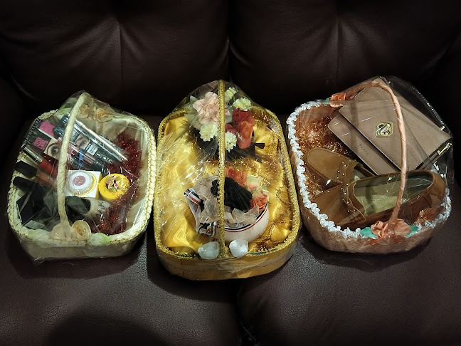 Purnama Catering ( Aneka Nasi Kotak , Snack Box , Kue Hantaran , Kue Kering ) - Kota Probolinggo