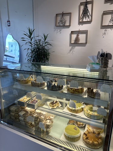 Joyi Bakes Cafe - Tiramisu Bingsoo Tea Dessert