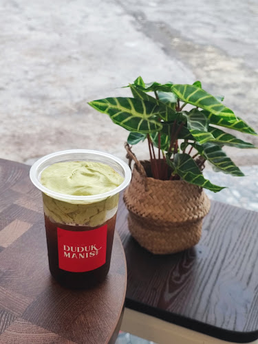 Comentarii opinii despre DUDUK MANIS & CO